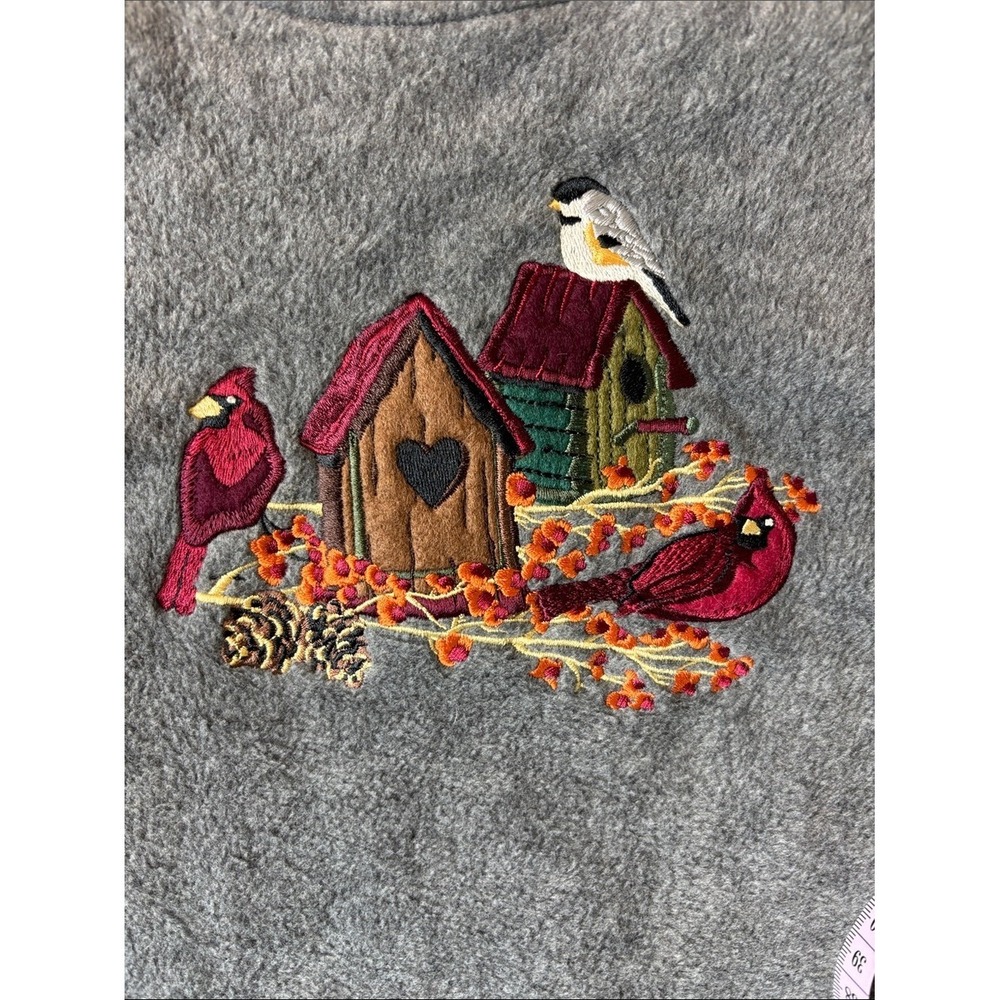 NEW Croft & Barrow Birds Cardinal Birdhouse Fleece Pullover Grey Embroidered - Picture 2 of 7